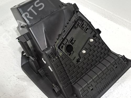 Glove box OPEL CORSA F (P2JO) 1.2 (68) | BP28037612C95 