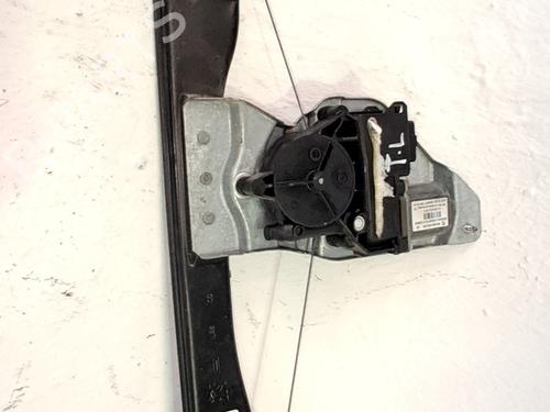 Used Front left window mechanism Front left window mechanism PEUGEOT 508 I (8D_) 2.0 BlueHDi 150 (150 hp) 33768562 33768562