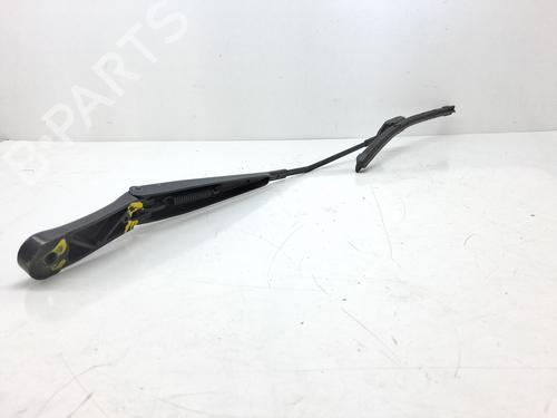Used Front windshield wiper arm SEAT IBIZA IV (6J5, 6P1) 1.0 TSI (110 hp) 28957889