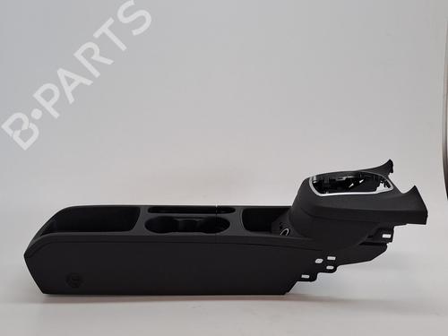 Used Armrest / Center console FORD FIESTA VI (CB1, CCN) 1.25 (82 hp) 27252764