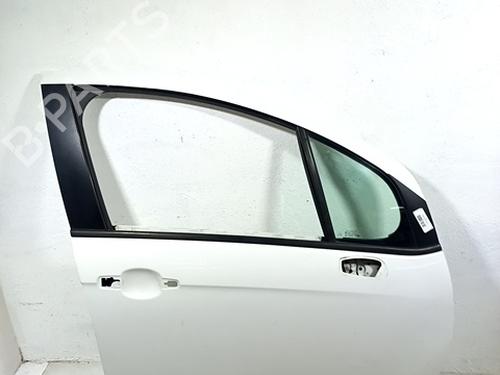 Used Right front door Right front door CITROËN C3 II (SC_) 1.4 (73 hp) 33760473 33760473