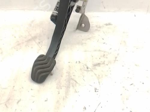 Used Clutch pedal Clutch pedal 38420438 38420438