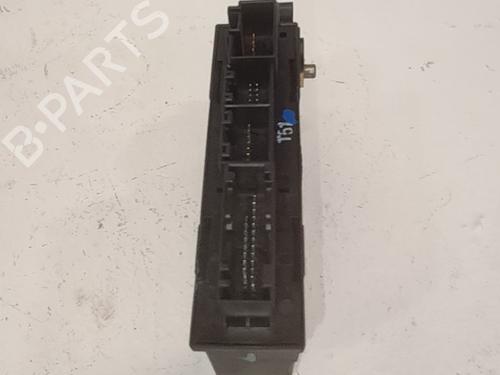 Left front window motor AUDI A4 B7 (8EC) 2.0 TDI | BP38418037E21 - Image 4