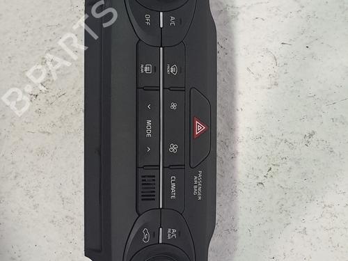 Climate control KIA SORENTO III (UM) 2.2 CRDi 4WD | BP26381487I5 