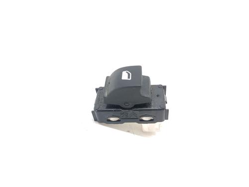 Used Right rear window switch CITROËN C3 III (SX) 1.2 THP 110 (SXHNPS, SXHNZT, SXHNZ6) (110 hp) 28083724