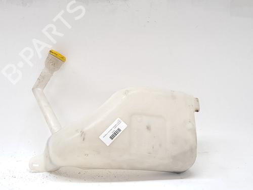 Used Windscreen washer tank RENAULT MEGANE III Hatchback (BZ0/1_, B3_) 1.5 dCi (106 hp) 26233296