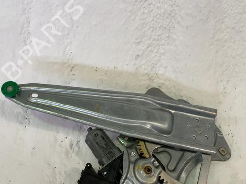Used Right rear window motor Right rear window motor TOYOTA COROLLA Hatchback (_E21_, _EA1_, _EH1_) 1.8 Hybrid (ZWE211, ZWE219) (122 hp) 33765839 33765839