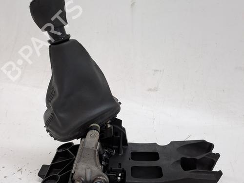 Used Gear lever RENAULT MEGANE III Grandtour (KZ0/1) 1.9 dCi (KZ0J, KZ0N, KZ1S) (131 hp) 27668591
