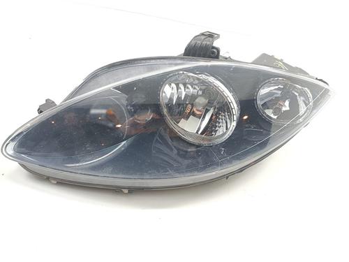 Left headlight SEAT LEON (1P1) 1.9 TDI | BP25455474C28 
