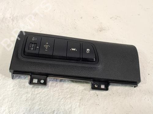 Used Switch HYUNDAI TUCSON (TL, TLE) 1.6 CRDi hybrid 48V (116 hp) 30623319