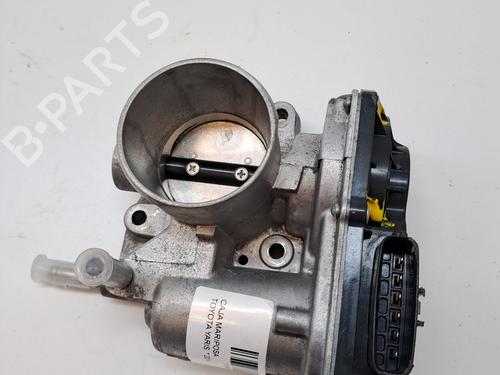 Used Throttle body TOYOTA YARIS (_P13_) 1.5 Hybrid (NHP130_, NHP130) (101 hp) 23369664
