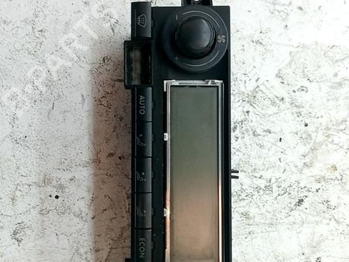 Used Climate control Climate control 38416089 38416089