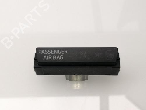 Pantalla multifuncion SEAT IBIZA V (KJ1, KJG) 1.0 TSI (110 hp) 27292583
