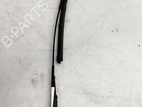 Used Front windshield wiper arm Front windshield wiper arm 37592158 37592158