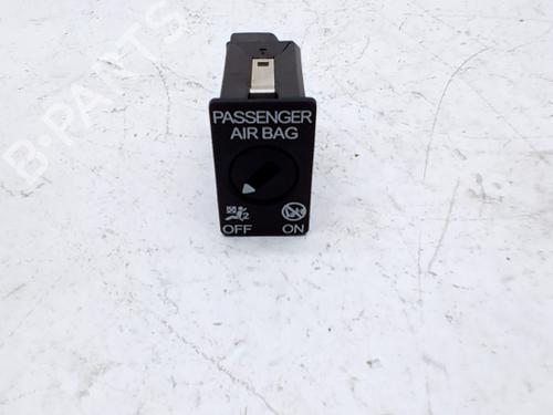 switch-vw-golf-vii-variant-ba5-bv5-2013-2014-2015-2016-2017-2018-2019-2020-2021-2022-40549010 main image