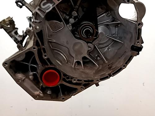 Używane Skrzynia biegów NISSAN X-TRAIL I (T30) 2.2 dCi (136 hp) 30871262