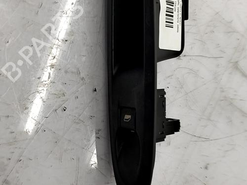 Used Right rear window switch CITROËN C4 II (NC_) 1.6 HDi 90 (92 hp) 31035942