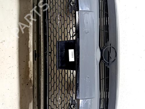 Used Front bumper Front bumper OPEL CORSA F (P2JO) 1.2 MHEV (101 hp) 39556351 39556351