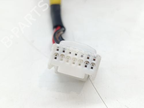 Left mirror TOYOTA AURIS (_E18_) 1.6 (ZRE181_, ZRE185_, ZRE185R, ZRE181R) | BP27252722C26 