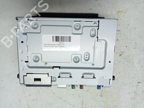 Used Radio VOLVO XC60 II (246) D3 (150 hp) 23356335