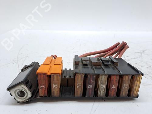 Used Fuse box RENAULT GRAND SCÉNIC II (JM0/1_) 1.5 dCi (JM1E) (106 hp) 23377896