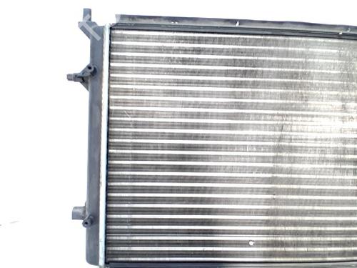 Køler AUDI A3 (8P1) 1.6 (102 hp) 29990747