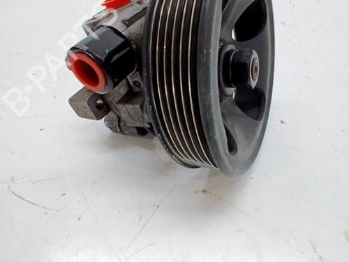 Used Steering pump HYUNDAI SANTA FÉ II (CM) 2.2 CRDi 4x4 (155 hp) 29606564