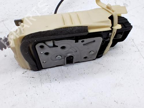 rear-right-lock-volvo-xc40-536-2017-38418752 main image