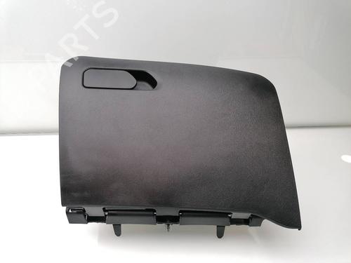 Used Glove box FIAT TIPO Saloon (356_, 357_) 1.6 (356SXE11) (110 hp) 23384408