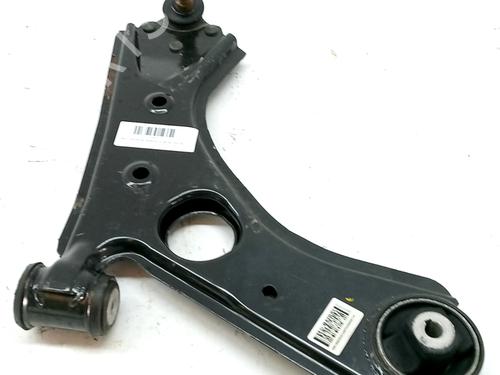 Used Right front suspension arm FIAT 500L (351_, 352_) 1.4 (199LYB1B) (95 hp) 32104927