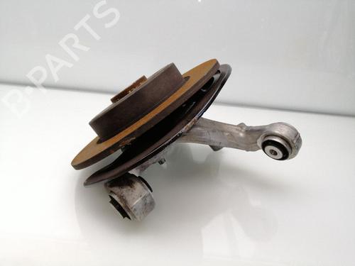 Used Right rear steering knuckle MERCEDES-BENZ A-CLASS (W176) A 200 (176.043) (156 hp) 23936277