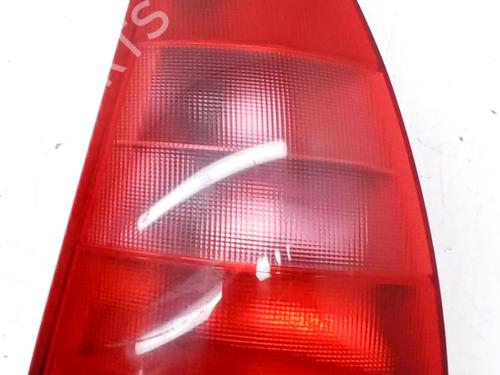 Farolim esquerdo Farolim esquerdo CITROËN C3 I (FC_, FN_) 1.4 HDi (68 hp) 33760805 33760805