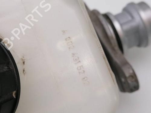 Used Brake master cylinder MERCEDES-BENZ SPRINTER 3,5-t Platform/Chassis (B907, B910) 311 CDI (910.131, 910.133) (114 hp) 23405462