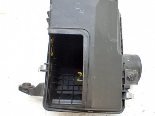 Used Air filter box Air filter box NISSAN QASHQAI II (J11, J11_) 1.6 dCi (130 hp) 39557765 39557765
