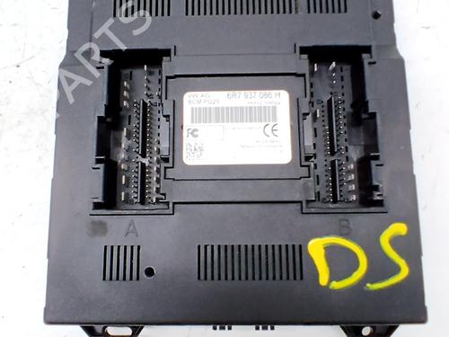 Used Electronic module Electronic module VW AMAROK (2HA, 2HB, S1B, S6B, S7A, S7B, AGD) 2.0 BiTDI (163 hp) 33771539 33771539