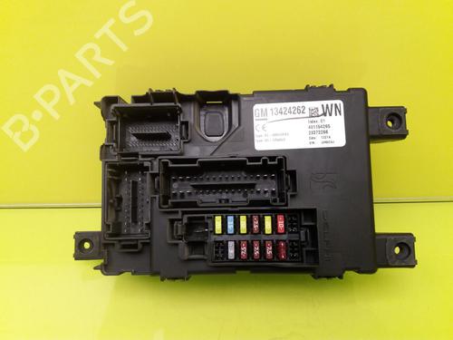 Used Fuse box OPEL CORSA D (S07) 1.3 CDTI (L08, L68) (75 hp) 24171096