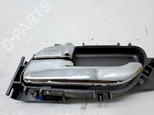 Używane Klamka wewnętrzna drzwi tylnych lewych SSANGYONG RODIUS II 2.0 Xdi (155 hp) 29991878