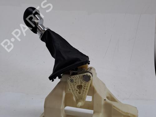 Used Gear lever HYUNDAI ix20 (JC) 1.4 CRDi (90 hp) 26574484