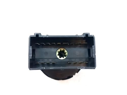 Forlygtekontakt VW POLO IV (9N_, 9A_) 1.4 TDI (80 hp) 29558561