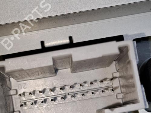 Multifunctionele display TESLA MODEL S (5YJS) P85 | BP25153891C48