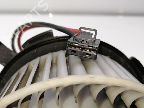 Heater blower motor AUDI A4 B8 Avant (8K5) 2.0 TDI quattro | BP23893272M62 