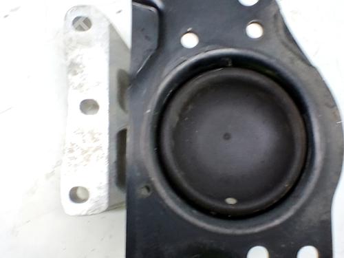 Engine mount VW POLO V (6R1, 6C1) 1.2 TSI 16V | BP31262644M89