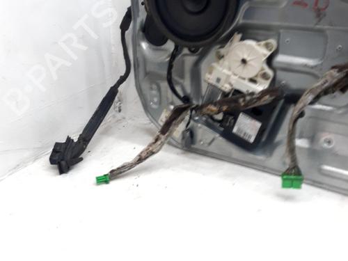 Front left window mechanism VOLVO V50 (545) 2.0 D | BP37159694C22 - Image 2