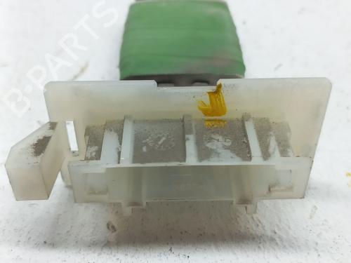 Used Heater resistor DACIA DUSTER (HM_) 1.0 TCe 90 (HMM6) (91 hp) 28957565