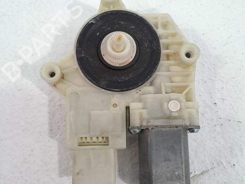 Left rear window motor PEUGEOT 308 II (LB_, LP_, LW_, LH_, L3_) 2.0 BlueHDi 150 | BP26674957E23 