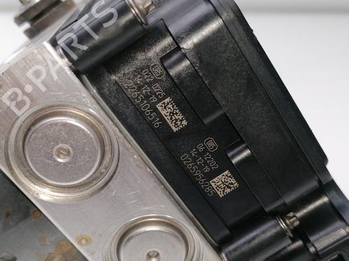 Used ABS pump DACIA DUSTER (HS_) 1.5 dCi 4x4 (109 hp) 23378010