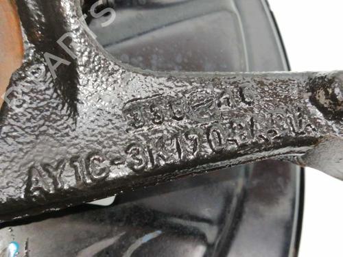 Right front steering knuckle NISSAN NAVARA NP300 (D40) 2.5 dCi 4WD (D40TT, D40T, D40M, D40BB) | BP27606782M26 