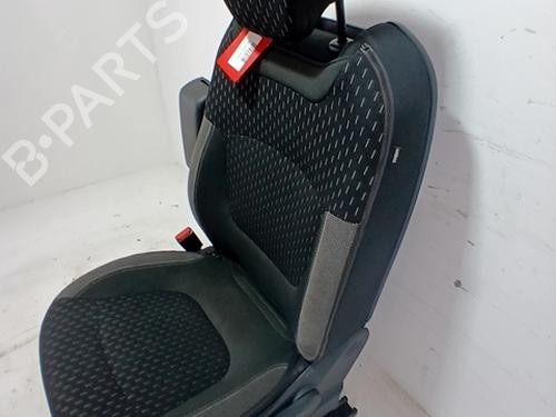 Left front seat RENAULT CAPTUR I (J5_, H5_) 1.2 TCe 120 | BP29421301C15 
