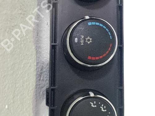 AC Styreenhet / Manøvreringsenhet AC Styreenhet / Manøvreringsenhet DODGE AVENGER 2.0 (156 hp) 34331485 34331485