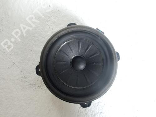 Used Speaker HYUNDAI TUCSON (TL, TLE) 1.6 CRDi hybrid 48V (116 hp) 30623345